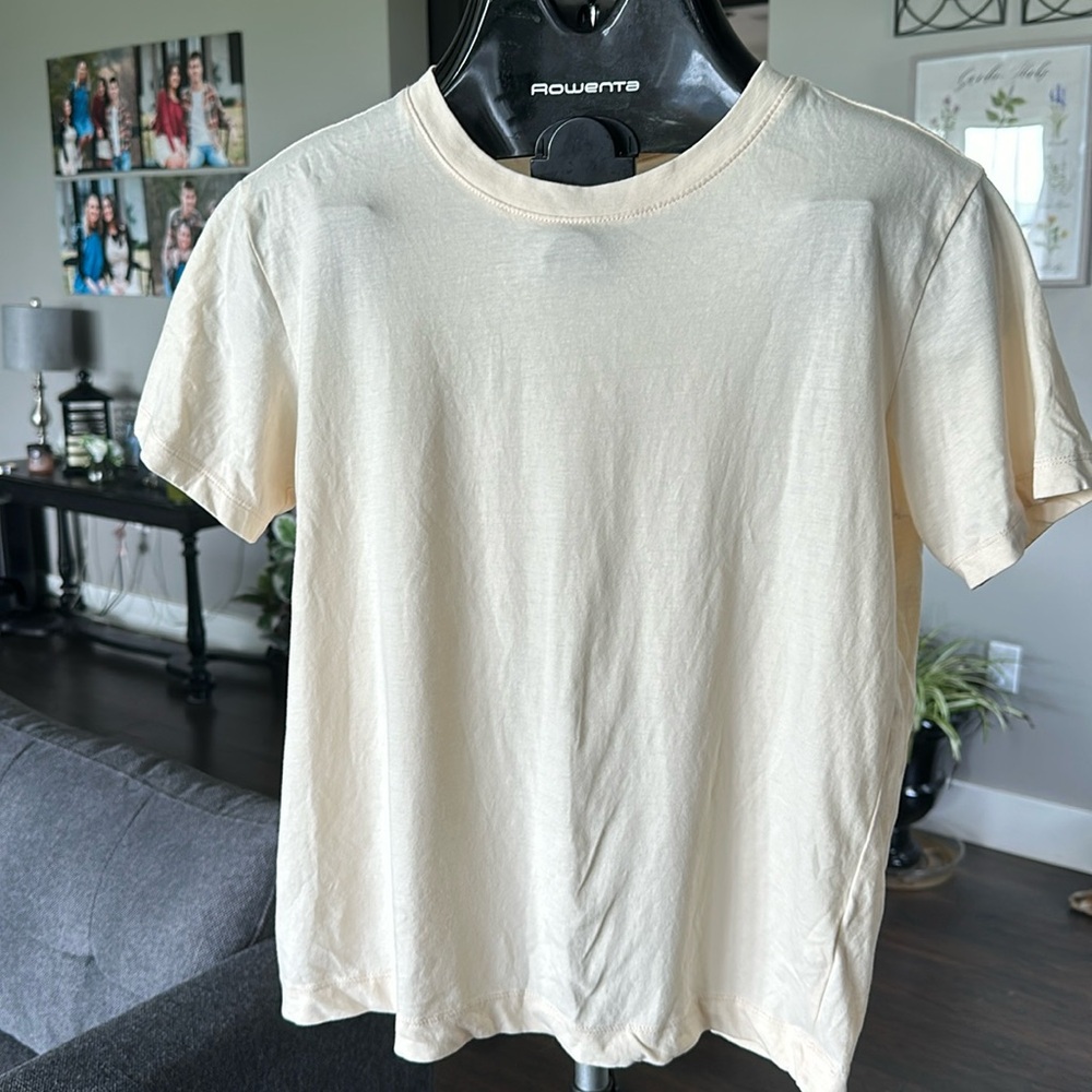h&m basics collection tee